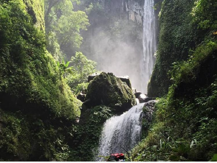 AIR TERJUN AGAL SUMBAWA, KEINDAHAN YANG TERSEMBUNYI DI HUTAN DESA MARENTE KEC. ALAS
